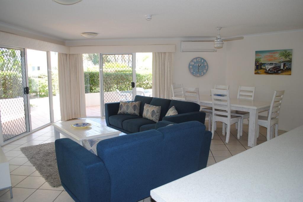 Surfside On The Beach Buddina Екстер'єр фото