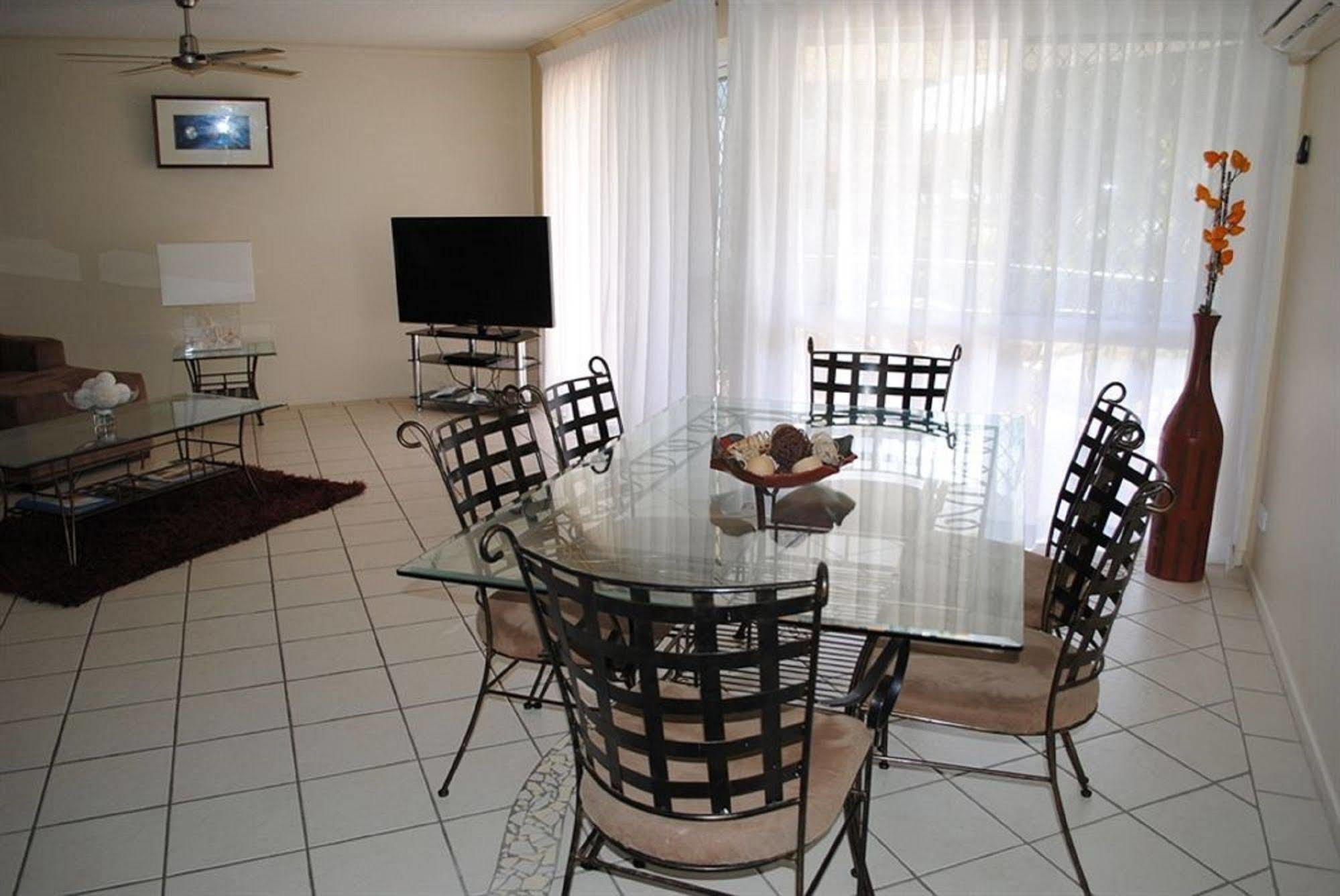 Surfside On The Beach Buddina Екстер'єр фото