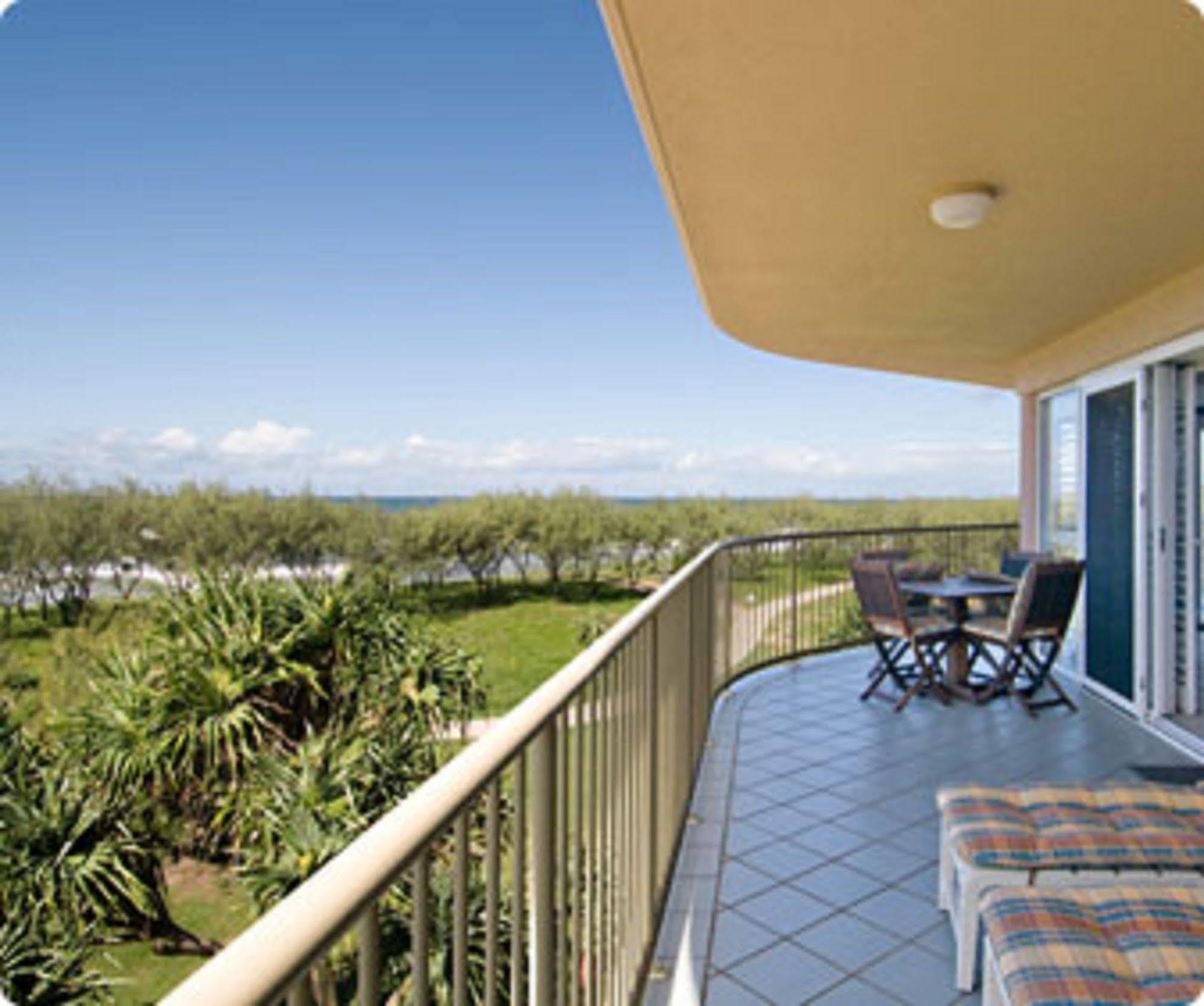 Surfside On The Beach Buddina Екстер'єр фото