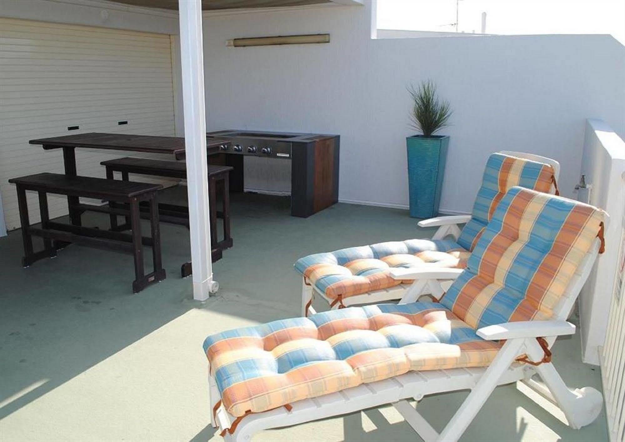 Surfside On The Beach Buddina Екстер'єр фото