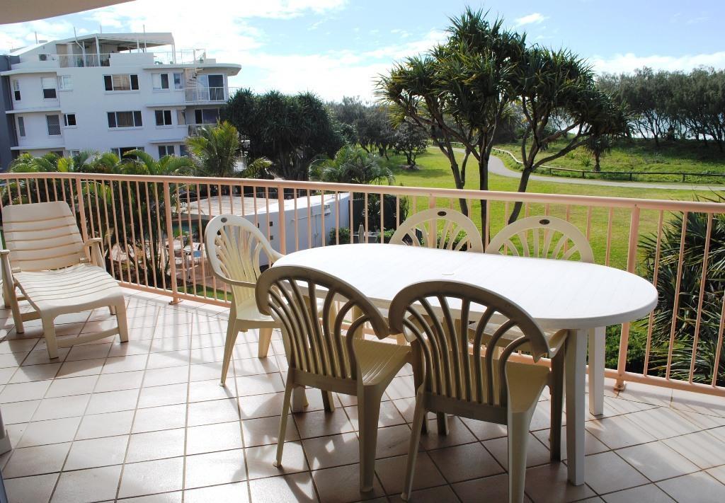 Surfside On The Beach Buddina Екстер'єр фото